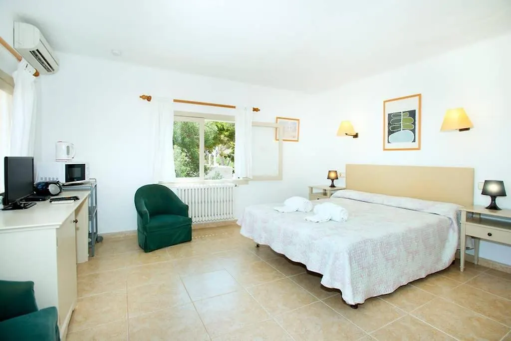 Villa Can Ferrer In The Centre Of Cala Dor Кала де Ор